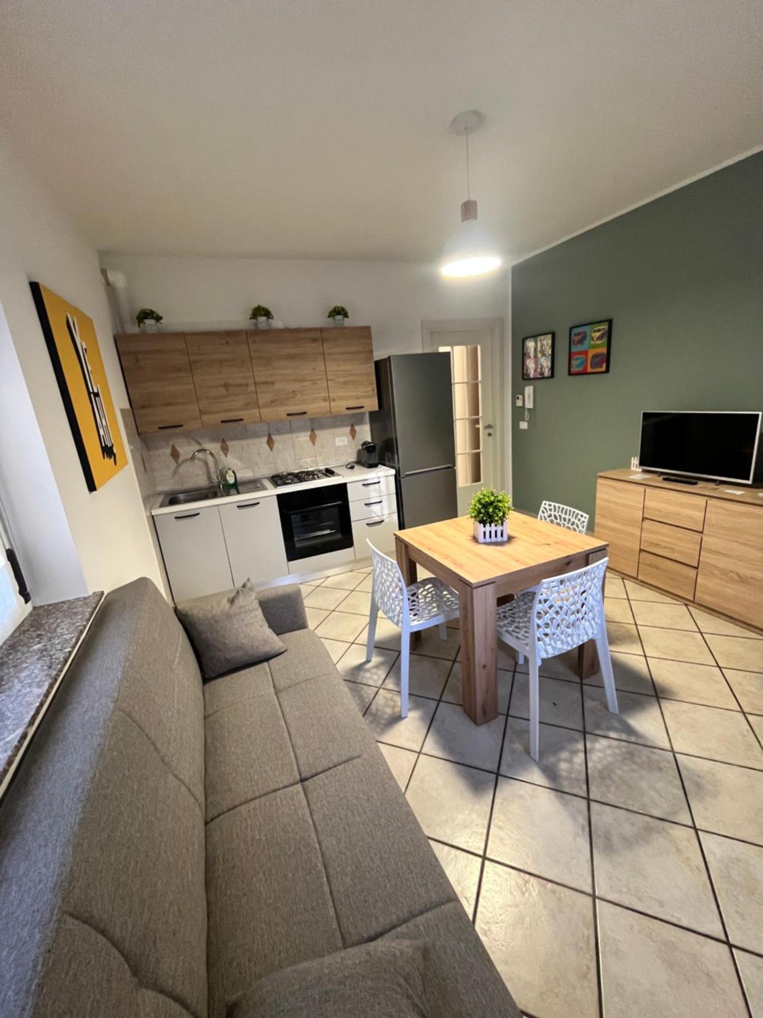 Appartamento In Villa Nico'S Home Gallarate Kültér fotó